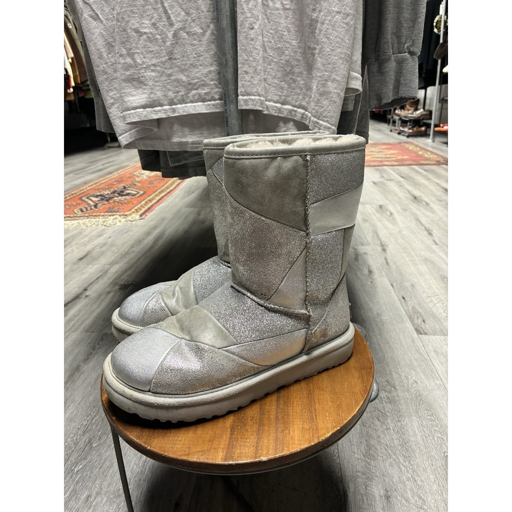 UGG Classic Glitter Patchwork Suede Fur Silver Sparkle Short Boots Size 7 Womens